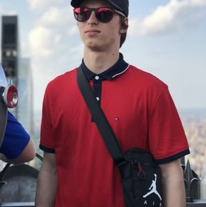 Meet your Posher, Alexandre